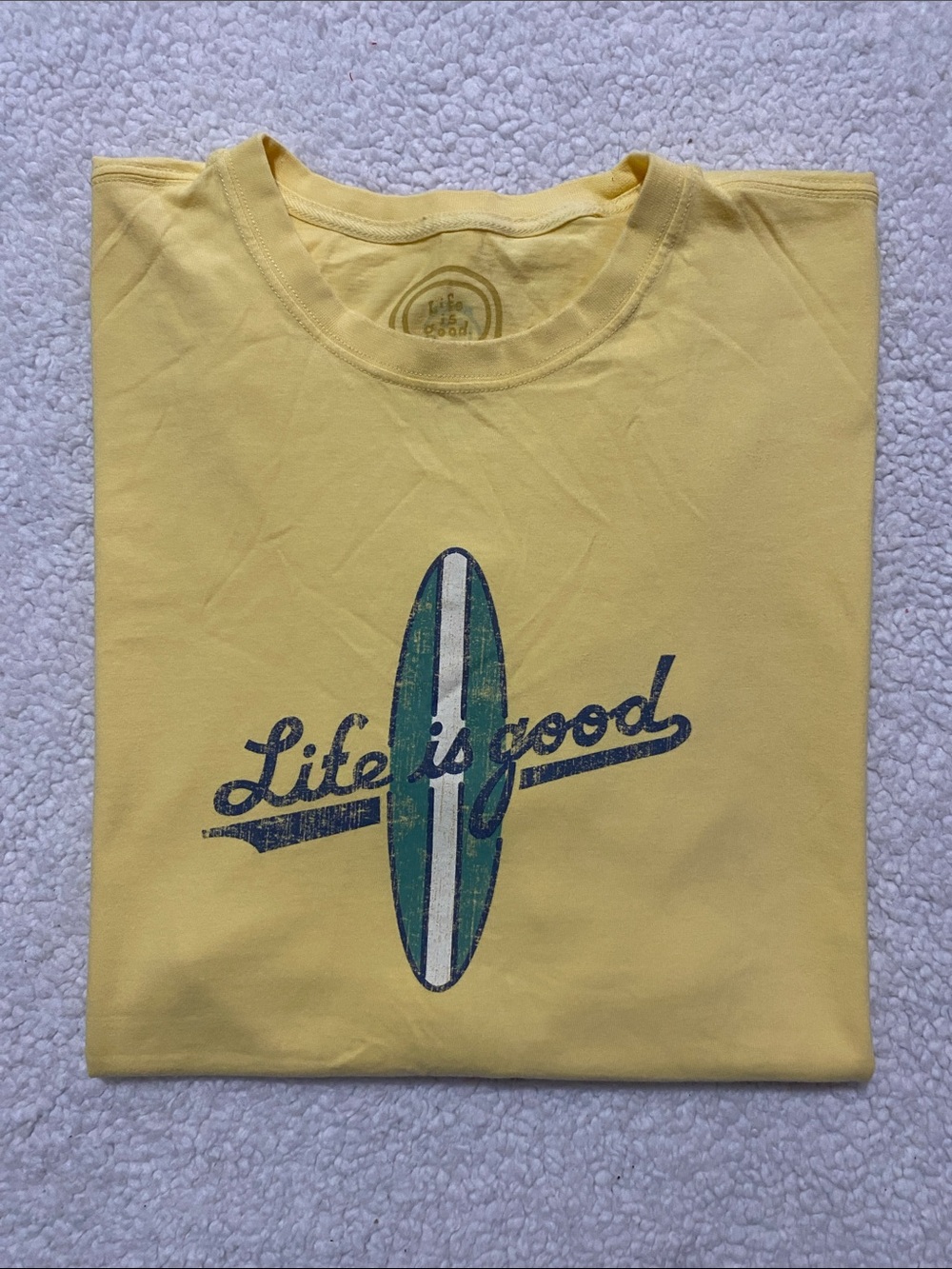 Life Is Good Mens size XXL Yellow tee classic fit shirt Surf Graphic NWOT